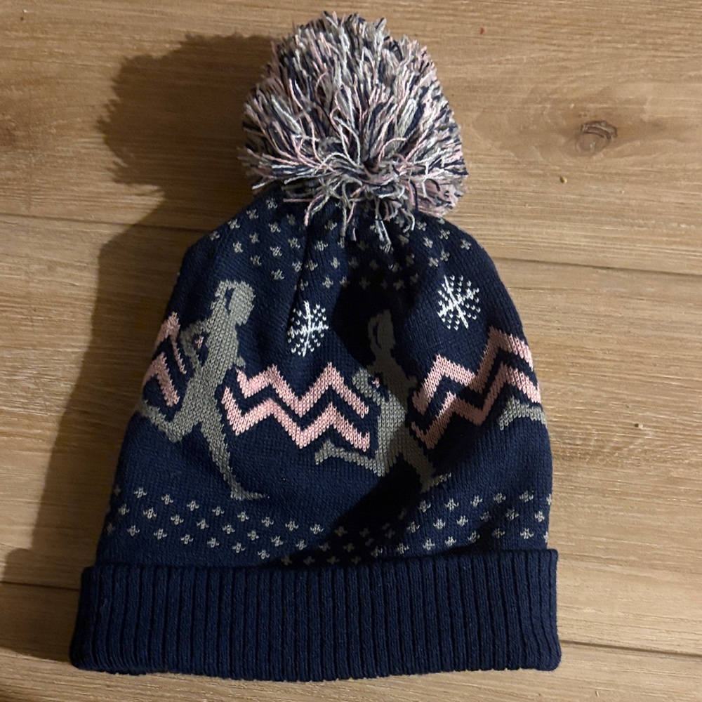 Running Navy and Pink Pom-Pom Beanie